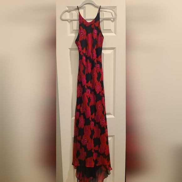 Super elegant 100% silk long, party dress. High/low design. Red, black size 6 - Picture 3 of 4